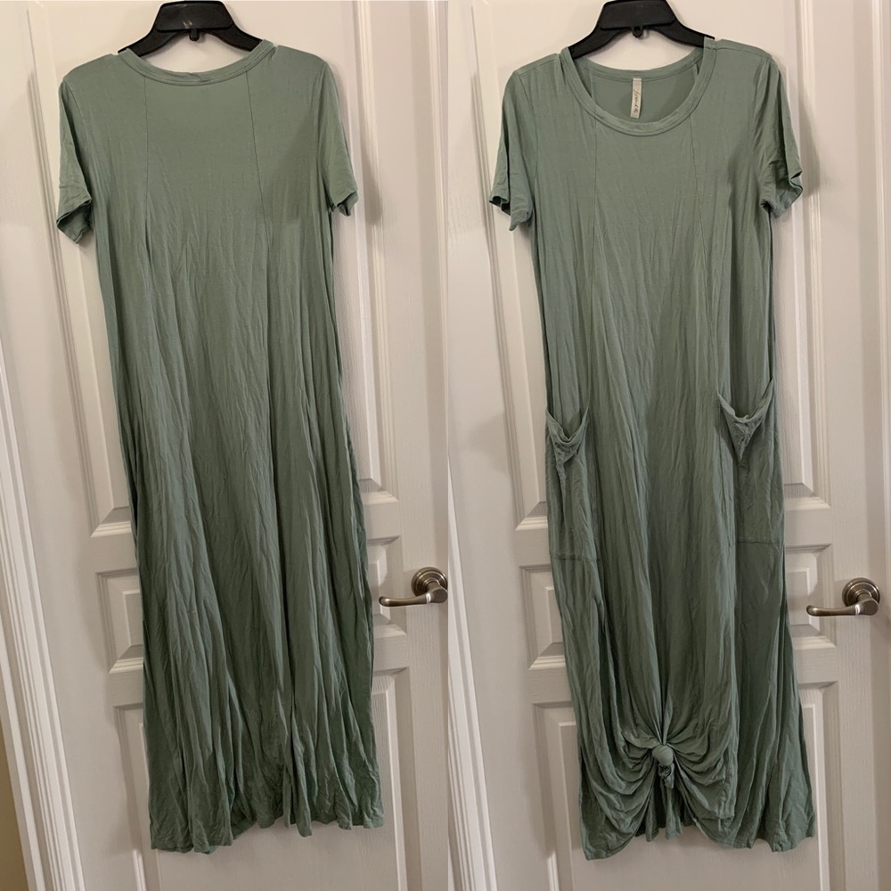 Love In Green T-Shirt Maxi Dress